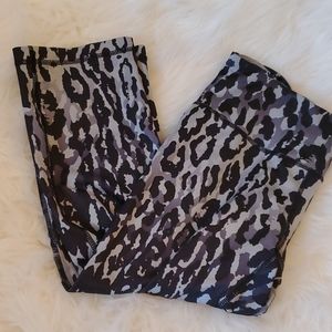 Leopard Capri Leggings